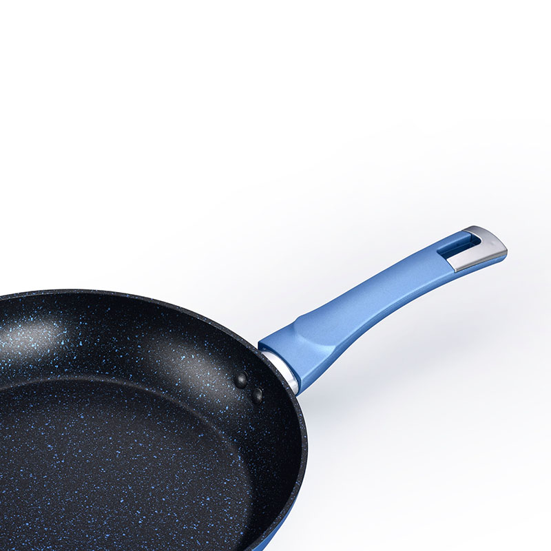 الطبقة الخارجية غير المقاومة للحرارة غير المقاومة للحرارة