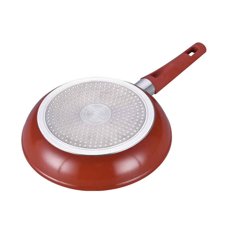 أدوات طبخ ملونة غير مميزة غير مميزة