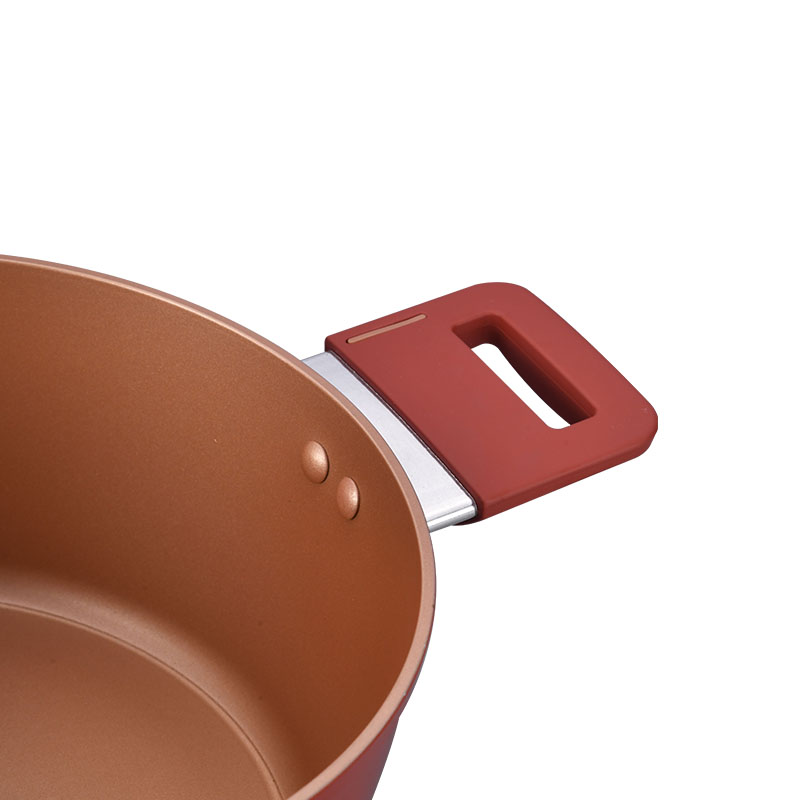 أدوات طبخ ملونة غير مميزة غير مميزة