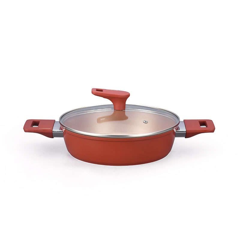 أدوات طبخ ملونة غير مميزة غير مميزة