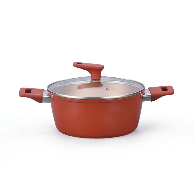 أدوات طبخ ملونة غير مميزة غير مميزة