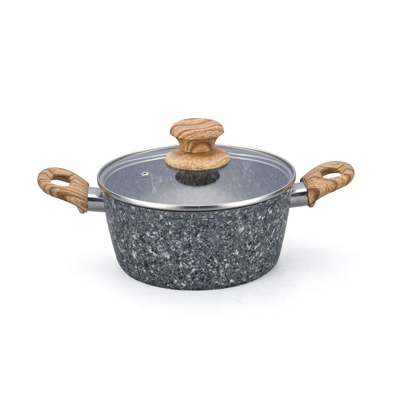 أواني الجرانيت والمقالي مروّخة من أدوات الطهي