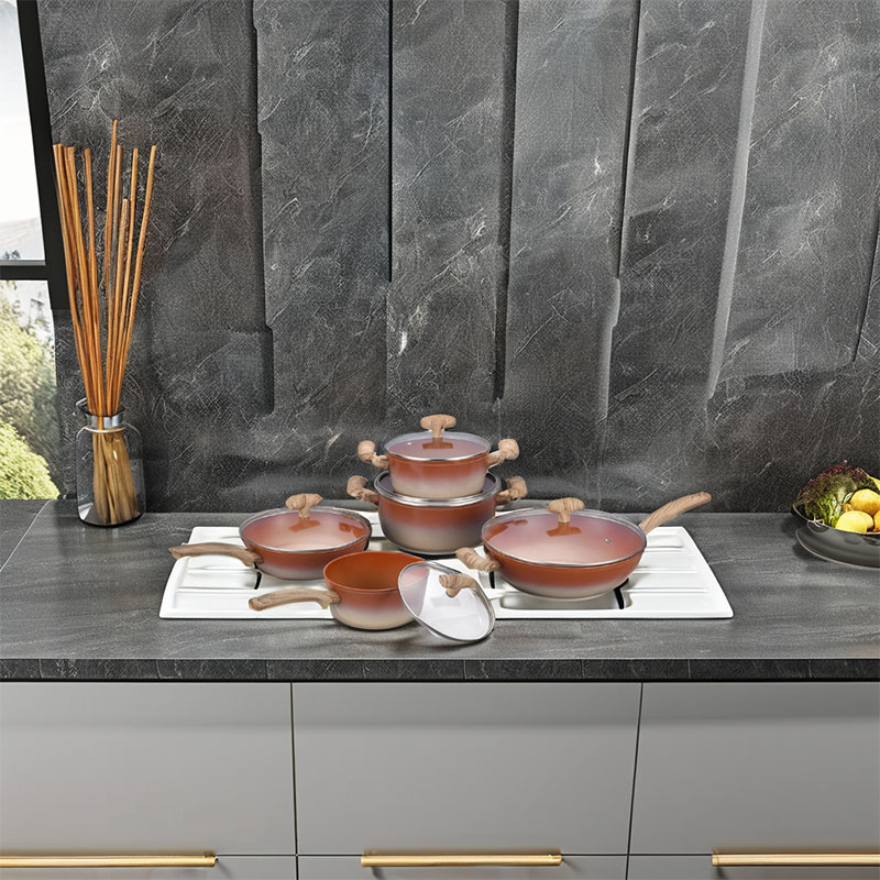 مجموعة وعاء غير عصا أدوات طبخ مزورة مع الحبوب الخشبية