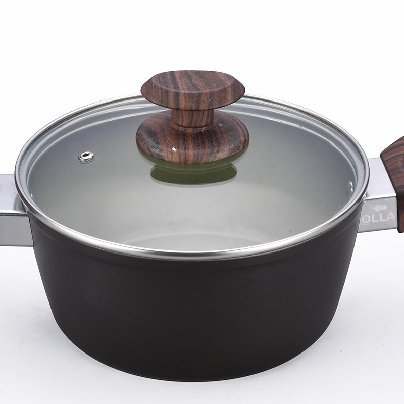 التدرج غير عصا المقلاة مجموعة أدوات طبخ مزورة