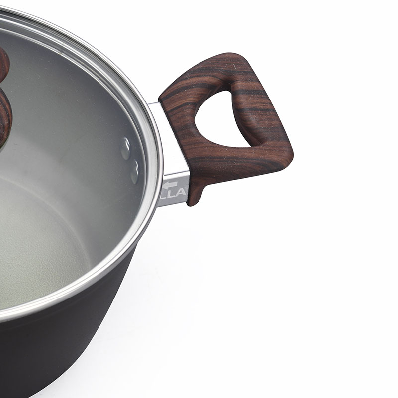 التدرج غير عصا المقلاة مجموعة أدوات طبخ مزورة