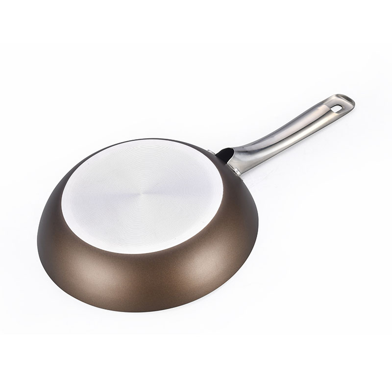 أواني ومقالي متقدمة من الفولاذ المقاوم للصدأ