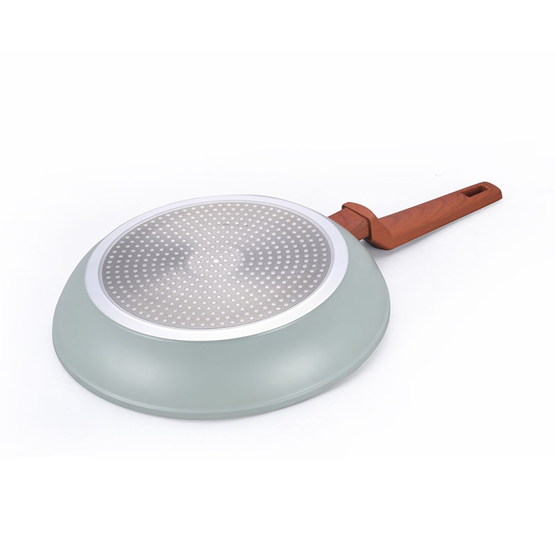 مقبض الخشب أواني الألومنيوم والمقالي أدوات طبخ مزورة