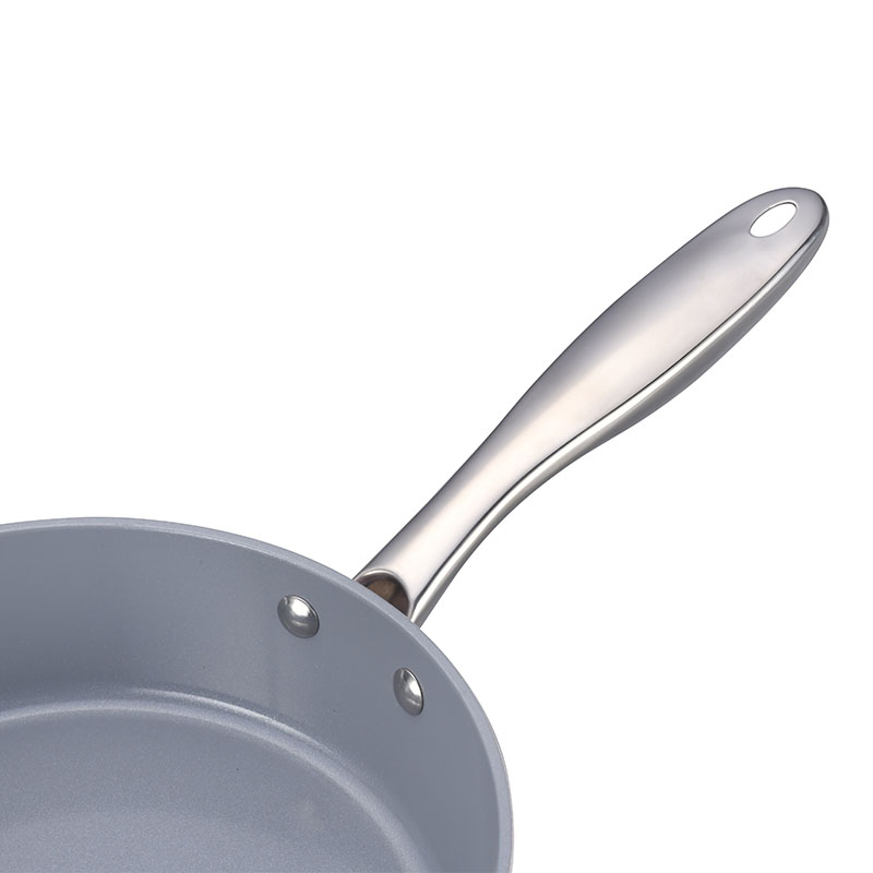 وعاء خزفي من الفولاذ المقاوم للصدأ مجموعة أدوات طبخ مزورة