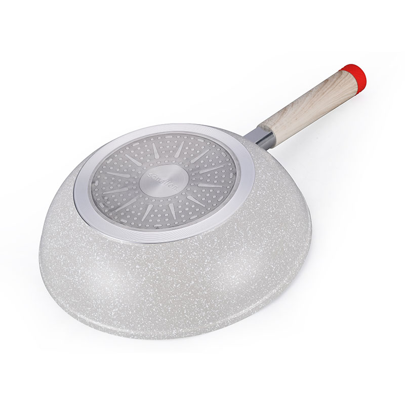 مجموعة أدوات المطبخ مجموعة من أدوات الطهي المزورة مع زينة ملونة