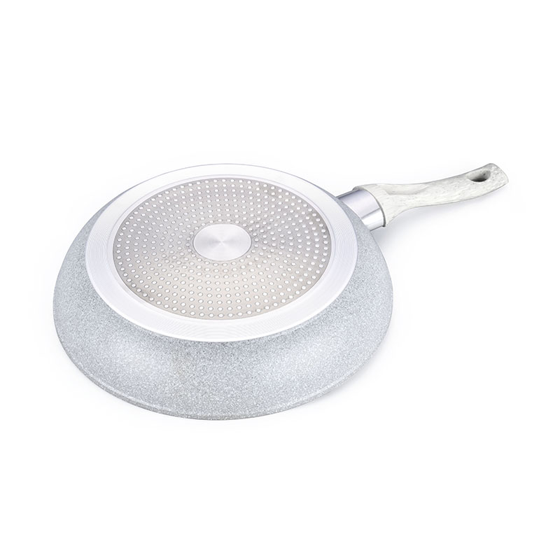 مجموعة أدوات طبخ مزورة من Telamon White Granite