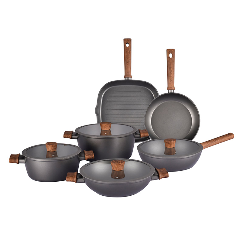 مجموعة أدوات الطهي المزورة من Telamon Classic Woodgrain